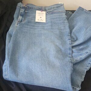 20w Average Gloria Vanderbilt Amanda Boot Cut Jeans Built in Slimming Panel